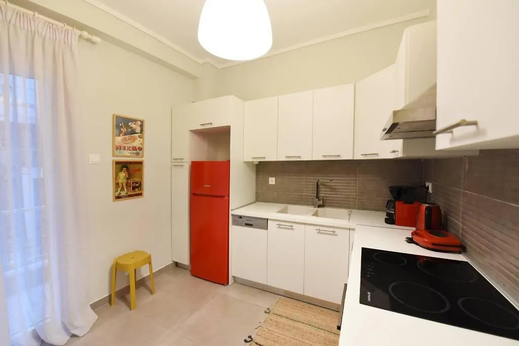 The Muse, Colorful Cozy Flat On Mitropoleos Downtown Apartment Thessaloniki Greece